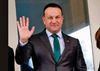 Renunció el primer ministro de Irlanda, Leo Varadkar