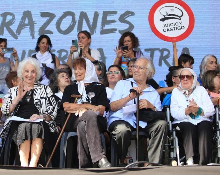 De Carlotto: "Las provocaciones de Milei y Villarruel violan todos los pactos internacionales"