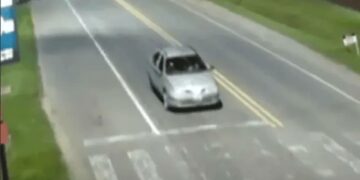 Encontraron el auto desde donde amenazaron a Di María y ordenan la detención de policías
