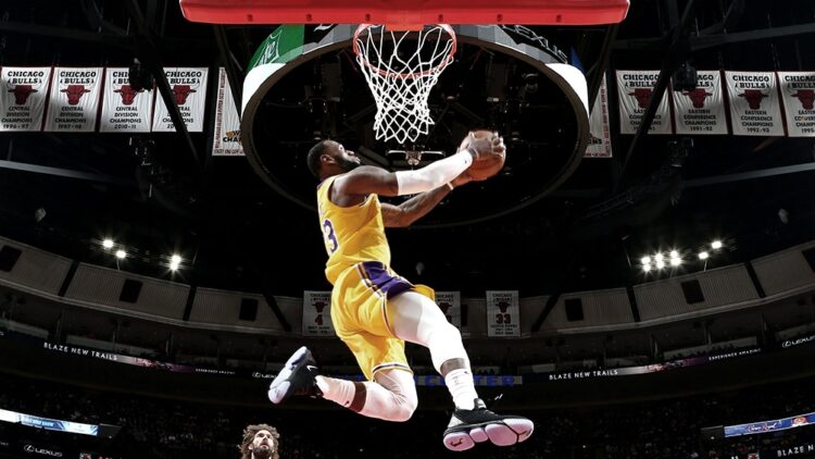 LeBron James llegó a los 40.000 puntos
