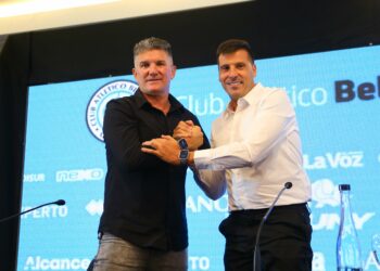 Juan Cruz Real fue presentado como nuevo DT de Belgrano