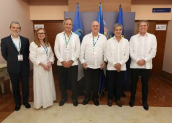 Luis Caputo se reunió en Punta Cana con el Presidente del BID, Ilan Goldfajn