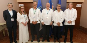 Luis Caputo se reunió en Punta Cana con el Presidente del BID, Ilan Goldfajn
