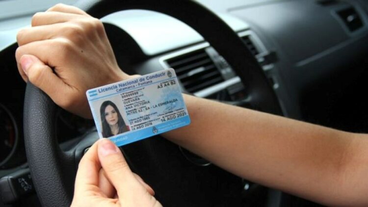 Se extiende la prórroga de vencimientos para licencias de conducir particulares