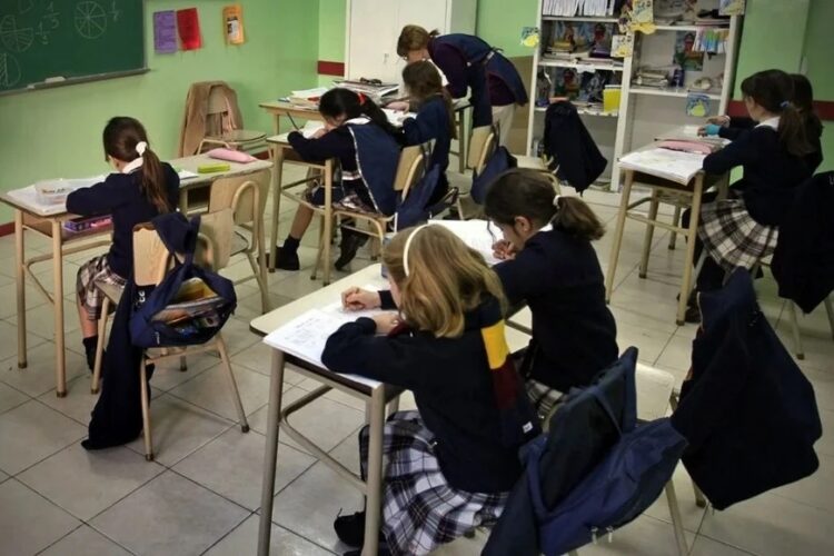 Educación de nivel medio: alta matrícula y baja calidad