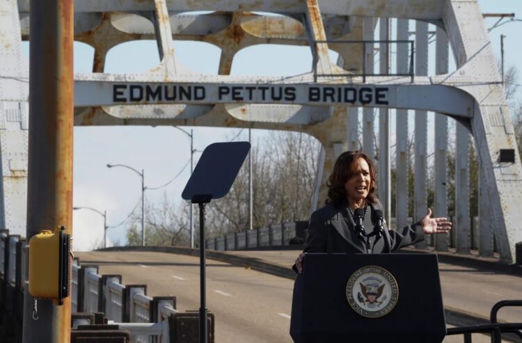 Kamala Harris, vicepresidenta de Estados Unidos, en Selma, Alabama.