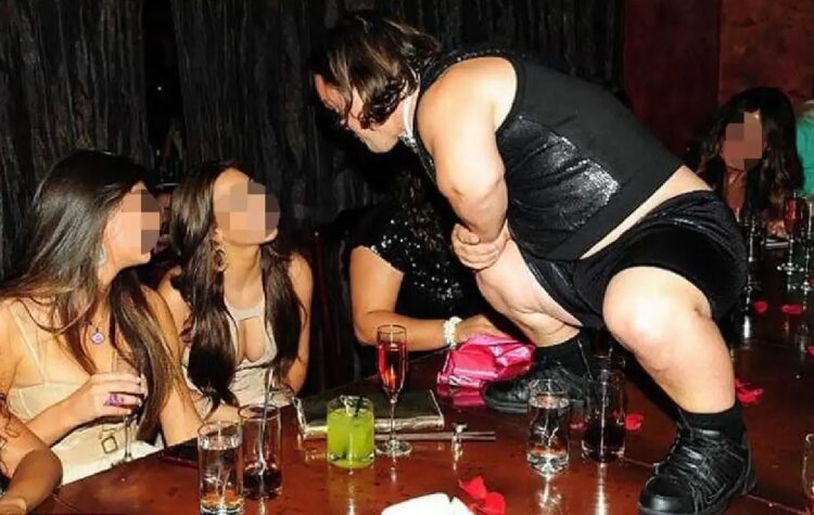 Quedó embarazada de un stripper de baja talla en su despedida de soltera