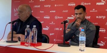 Crece la polémica entre Tevez, el arbitraje y Toviggino