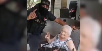 Una mujer de 90 años se salvó de ser secuestrada por Hamás gracias a Messi