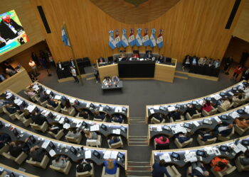 “Que sea un alivio para la gente y no un negocio de Bancor”