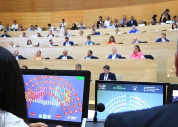 Piden garantizar las sesiones semanales en la Legislatura