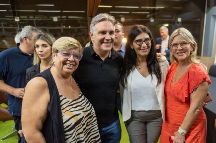 Llaryora se mostró conforme tras la reunión con el gobierno nacional