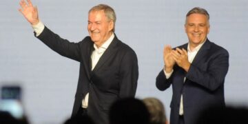 Llaryora y Schiaretti se distancian otra vez del PJ nacional