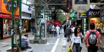 Los comerciantes cordobeses manifiestan “desesperación” por las subas en los costos de la energía