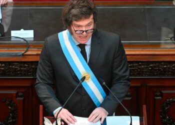 Milei acelera las negociaciones por la Ley ómnibus y el «Pacto de Mayo”