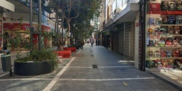 Con 21 meses de bajas interanuales, Fedecom alertó por un récord de caídas en las ventas de Córdoba