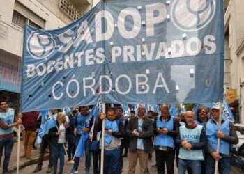 El conflicto docente no afloja y la semana comienza con paros