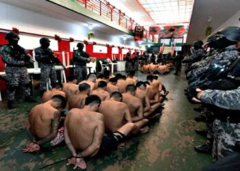 Pullaro comenzó a aplicar el “estilo Bukele” en Santa Fe