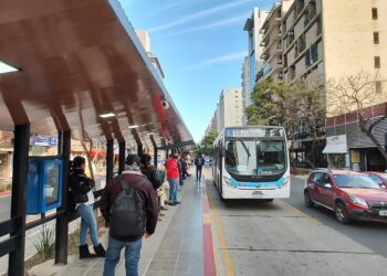 Se duplicó el gasto familiar en transporte y servicios públicos