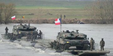 Militares llegaron a Ucrania