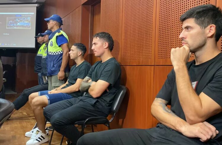 Polémica por los testimonios de los cuatro jugadores denunciados