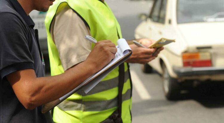 Causa Bomberos: tres inspectores detenidos tras una serie de allanamientos