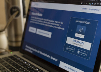 Ganancias: el piso sería de $ 1.800.000 para solteros y $ 2.300.000 para casados con dos hijos