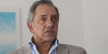 Ahora Scioli se muestra a favor de las Sociedades Anónimas Deportivas en el fútbol argentino
