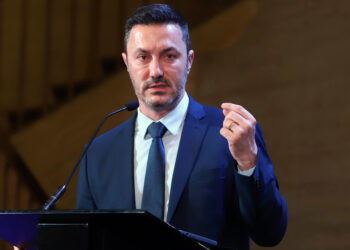 Denuncian a Petri por desmantelar el área de investigación de crímenes de la dictadura