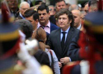 Milei encabezó el acto por la Guerra de Malvinas y planteó «una nueva era de reconciliación con las FFAA»