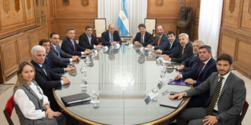 El Gobierno activó una nueva ronda de negociaciones por la Ley Bases y el paquete fiscal