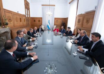 Reunión entre el Gobierno y jefes de bloques del Senado (el kirchnerismo ausente)
