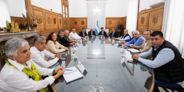 Tras la reunión con sindicalistas, Francos aseguró que «hay reformas» que la CGT «puede acompañar»