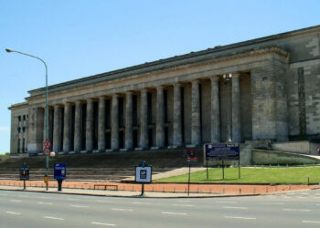 «Si no nos dan los fondos, vamos a tener que cerrar», alertó la UBA