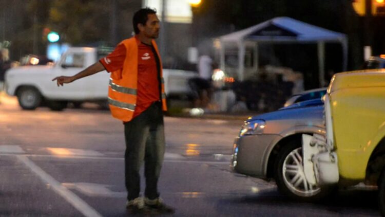 La Justicia regulará el accionar de los naranjitas en la vía pública La Justicia regulará el accionar de los naranjitas en la vía pública