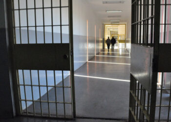 Detienen a un empleado del Servicio Penitenciario que intentaba ingresar drogas a la cárcel de Cruz del Eje