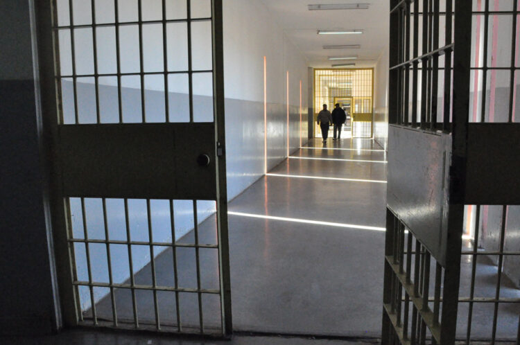 Detienen a un empleado del Servicio Penitenciario que intentaba ingresar drogas a la cárcel de Cruz del Eje