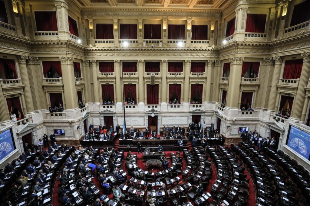 Diputados aprobó en general la Ley Bases de Milei