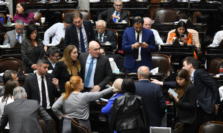 Diputados aprobó el paquete fiscal, incluida la restitución de Ganancias