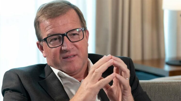 Tras el ascenso de Adorni, el Gobierno vuelve a subir a Sarenelli al rango de ministro