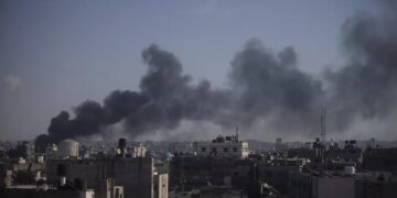 Hezbollah ataca y amaga con escalar el conflicto en Israel