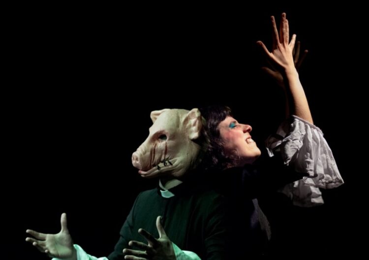 “Guuula. Aullido apocalíptico” se presenta el jueves en la sala María Castaña.