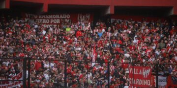 Conflicto entre barras: casi 50 hinchas de Instituto no podrán entrar a ninguna cancha del país