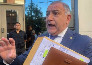 Juez se reunió con Senestrari y amplió su denuncia por el uso de subsidios al transporte