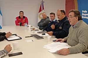 Operativo de seguridad Belgrano-Racing: accesos habituales y prohibiciones de banderas y bombos