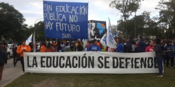 Marcha universitaria en Córdoba: recorrido, cortes y desvíos del transporte urbano