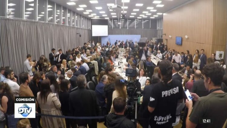 El Gobierno cedió ante la oposición y quitó al Banco Nación de la lista de privatizaciones