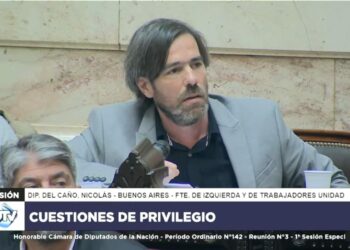Del Caño cuestionó la Ley Bases: «Van a votar una reforma para meterle la mano en el bolsillo a los laburantes»
