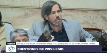 Del Caño cuestionó la Ley Bases: «Van a votar una reforma para meterle la mano en el bolsillo a los laburantes»