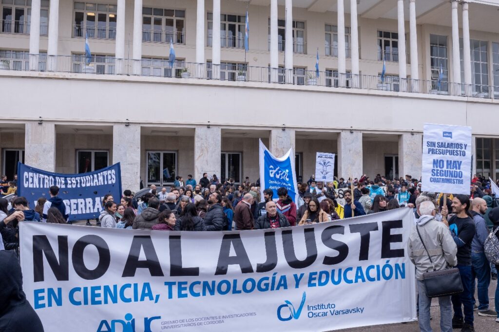 Las universidades nacionales negaron un acuerdo y ratificaron la marcha federal por la educación